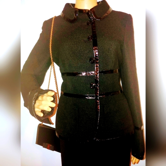 Escada Dresses & Skirts - STUNNING ESCADA 8 BLACK BOUCLE LAMBSKIN PATENT LEATHER SIGN BUTTONS SKIRT SUIT